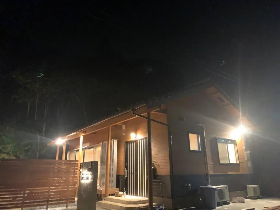 名護市 マムヴィッラin森の中の一軒家ヴィラ エクステリア 写真